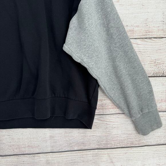 Nike Colorblock Embroidered Logo Crewneck Sweatshirt Women’s XL Black Pink Gray - Picture 6 of 13